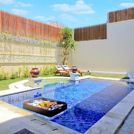 Uma Lima Villa Batu Belig - Close To The Beach Чангу Экстерьер фото