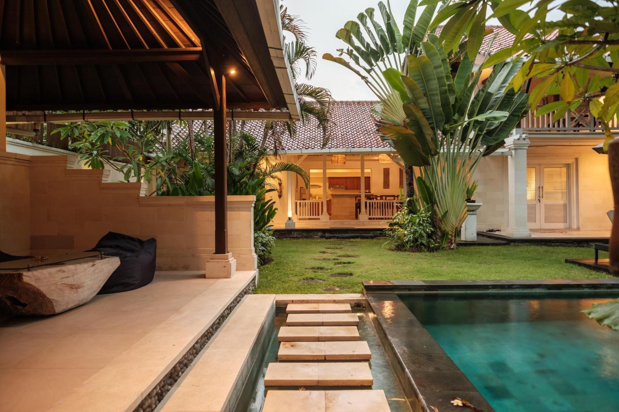 Uma Lima Villa Batu Belig - Close To The Beach Чангу Экстерьер фото